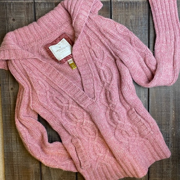 American Eagle pink sweater petite small AE shawl - Picture 2 of 4